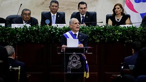El conservador Nasry Asfura juramenta como nuevo presidente de Honduras