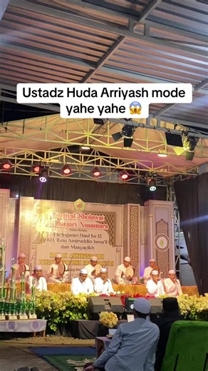 Izin ust @huda_almarony 😂🙏🏻 Gak kerekam suluk yahe yahenya 🙏🏻😂 #arriyashprobolinggo #fesbanjatim #suluk #cengkokmakkawi #fyp