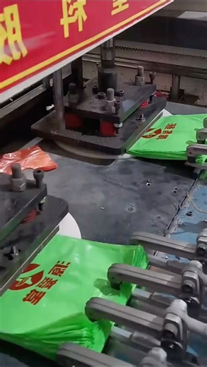 James Anna on Instagram: "#plasticBagFree #plasticbagmalaysia #plasticbagsfree #plasticbagchallenge #plasticbaglicker #plasticbagbruniedarussalam #plasticbagban #plasticbagsingapore #packaging #packagingdesign #packers #plastic #plasticmodel #plasticfactory"