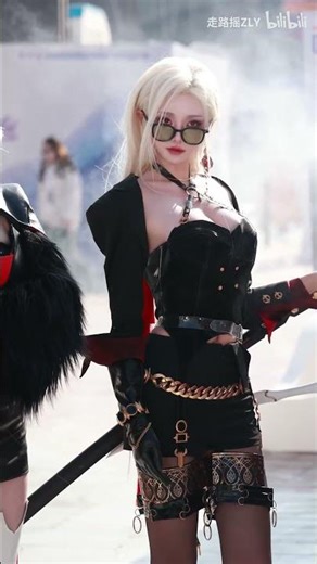 👑 China Cosplay Queens - 走路摇ZLY | #ChinaCosplay #CosplayShorts #hotgirls #dnf #gamecosplay