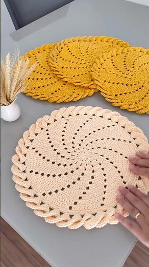 Click on the text above ⬆️ Spiral crochet placemat