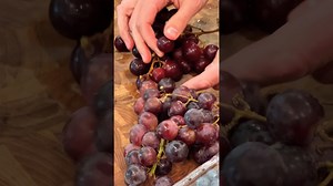 How to Really Clean Your Grapes