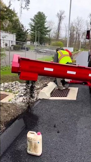 Pave Perfect Curb Pro - Asphalt Curb Casting Machine