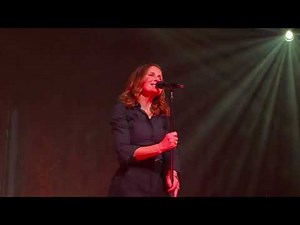 Is This Love ? - Alison Moyet LIVE Frankfurt 2025