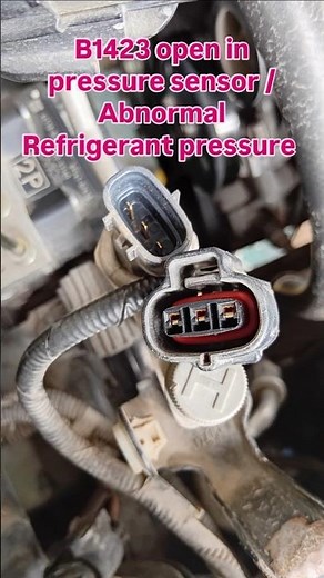 B1423 open in pressure sensor circuit Abnormal Refrigerant #b1423 #toyota