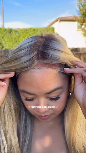 "Avery is a dream!"-@wearthehairsis⁠ ⁠ 🛍️ Retailer: @namebrandwigs⁠ ⁠ Love this look? Head to https://jonrenau.com/store-locator/ to find a retailer near you!🔗⁠ ⁠ Details:⤵️⁠ 🖤 Wig: Avery⁠ 🖤 Color: Shaded Praline | 12FS8⁠ 🖤 Fiber: Synthetic | Jon Renau