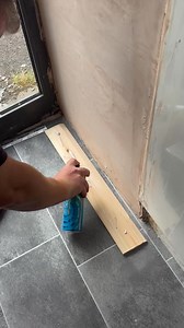104K views · 225 reactions | A Vinyl Flooring install with a little tip ✅#flooring #howto #pov #diy #tips #teirnanmccorkell #manchester #fyp #fup | Solutions Made Easy | Facebook
