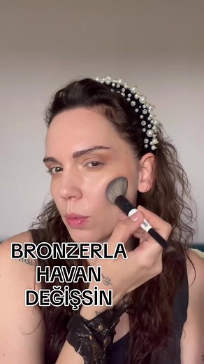 MAC Give Me Sun Bronzer Tutorial for Radiant Glow