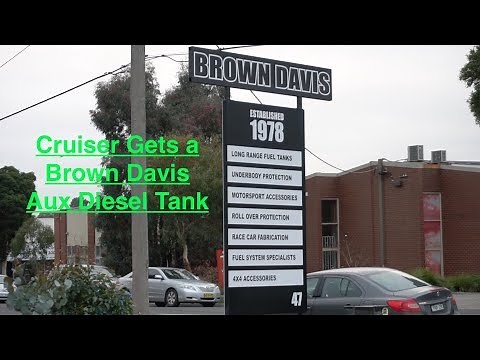 Cruiser gets a Brown Davis Aux Diesel Tank