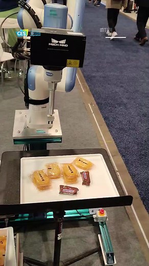 160K views · 423 reactions | While making precise alignments, this Dobot robot can easily hold objects and carry them from one place to another with the help of metal brackets. #CES2023 #engineering | Interesting Engineering | Facebook