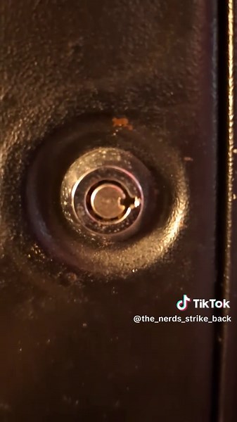 lI need help I'm actually locked out of my arcade cab. #arcademachine #arcadecabinet #arcadehelp