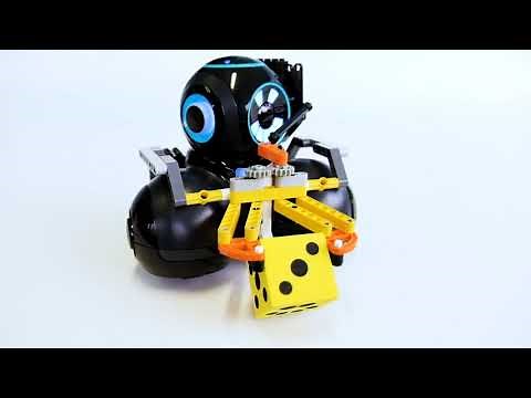 Gripper Building Kit featuring Cue Robot | Wonder Workshop