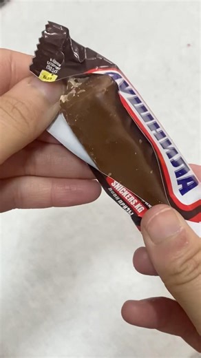 Unboxing chocolate snickers #unboxing #chocolate #snickers #asmr #youtubeshorts #opening #asmrsounds