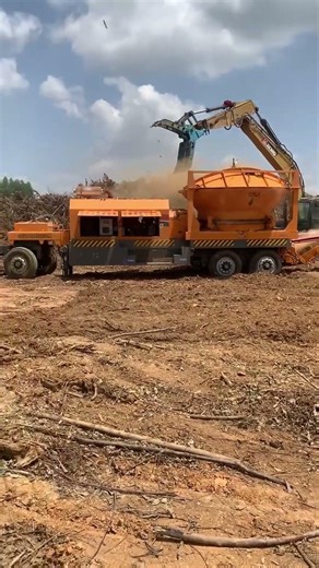 #treeheadmill #treesawdustcrusher #treemushroommaterialcrusher #treedebriscrusher #treewoodcrusher