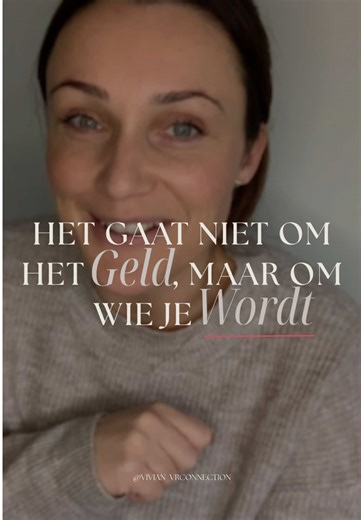 HET GAAT NIET OM HET GELD, MAAR OM WIE JE WORDT. 🧠 Een jaar geleden nam ik een besluit. Niet alleen om meer te gaan verdienen, maar om nooit meer afhankelijk te zijn van iemand anders voor mijn geluk of mijn tijd. Wat er in dat jaar veranderde? Niet alleen mijn bankrekening. Vooral mijn zelfverzekerdheid. Het gevoel dat ik 's ochtends in de spiegel kijk en weet: ik zit aan het stuur. 🏎️ Dát is precies waarom ik met zoveel passie coach. Ik gun jou niet alleen die extra inkomsten als Appointment
