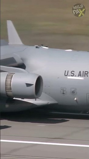 How Do Aircraft Thrust Reversers Help Stopping Giant Planes? ✈️😨