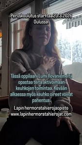 Keväällä keho siirtyy talven sisäänpäin kääntyneestä tilasta kohti liikettä ja avautumista. Keuhkot ovat tässä muutoksessa keskiössä. Kiinalaisessa lääketieteessä keuhkot säätelevät hengitystä, vastustuskykyä ja kehon rytmiä. Keväällä kuormittuneet keuhkot voivat näkyä hengityksen ahtautena, limaisuutena, allergioina tai väsymyksenä. Rintakehän liike ja hengityksen syvyys vaikuttavat suoraan hermostoon. Kun rintakehä avautuu ja uloshengitys pitenee, vagushermo aktivoituu ja keho rauhoittuu. Keuh