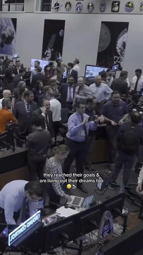 Artemis II Crew Safely Splashes Down After Orbiting Earth and Moon