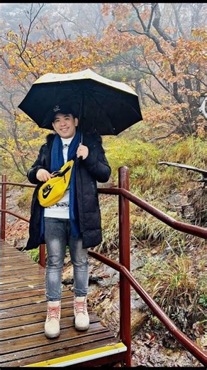 搭纜車上雪嶽山國家公園，雨天的風景也很美！#當時天氣還滿冷的#韓國跟團旅行#韓國景點推薦