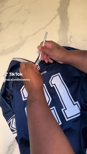 Transforming an Old Jersey into a Toddler Puffer Vest