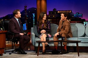 Watch Idina Menzel & James Marsden’s Adorable,Spontaneous ‘Aladdin’ Duet