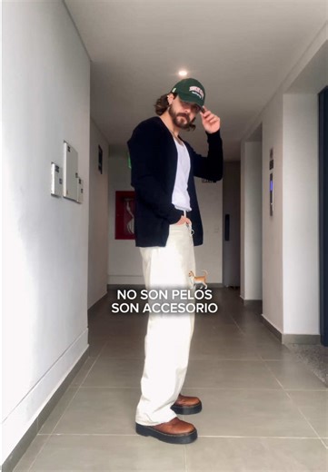 Los pelos hacen parte del outfit 🫵🏻 donde están las personas con hijos? 🐕 🐈 . . . #fyp #lifestyle #mascotas #perros #gatos