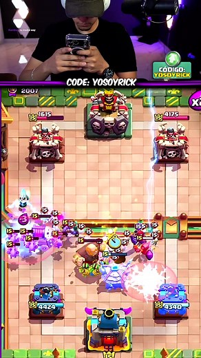 DEFENSAS CON 1,000,000 IQ VS MEGA PUSH! | Soy Rick CR