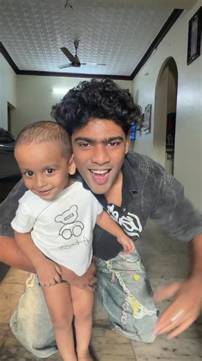 Super vava on Instagram: "Are you facing pigmentation in elbows and knee? (Chemist At Play Brightening Roll On, Chemist At Play Roll On, Dark Neck, Dark Knee, Dark Elbow, Neck Pigmentation, Best Brightening Roll On,Aha Roll On) Comment : Link Disclaimer: This content is created in collaboration with Innovist. The experiences, opinions, and results shared in this video are based on my personal usage and honest feedback after trying and testing the product consistently for a few weeks or months. I