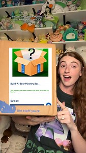 Unboxing the $30 build a bear mystery box…. And the surprise that is waiting for me at the end is insane!!!!!! #buildabear #bab #buildabearworkshop #mysterybox #plush @buildabear | Danisquishie