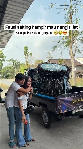 Fausi gets flustered and almost cries seeing the surprise from Joyce🥹🤑😍