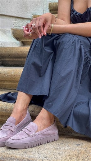 “The perfect shoe for euro summer” – @cameronkira ✨ Shop this summertime essential at the link in our bio! #VionicShoes | Vionic Shoes