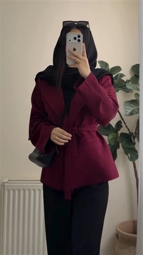 ‎کت،شلوار،شومیز،وست | زی استایل‎ on Instagram‎: "⁨ ⁨ ⁨ ⁨ ⁨ ⁨ ⁨ برای اطلاع از قیمت ، عدد " 2 " رو کامنت کنید)فقط توجه کنین باید پیج و فالو داشته باشین). ست چری جنس کرپ مازراتی درجه یک جلوی کت لایه کوبی شده+ کمربنداشانتیون قابل سفارش در قد های :۶۰.۶۵.۷۰.۷۵.۸۰(۸۵به بالاباافزایش هزینه) سایز یک مناسب۳۶.۳۸.۴۰ سایزدومناسب۴۲.۴۴.۴۶ سایزسه مناسب۴۸.۵۰ باافزایش هزینه شلوار پشت کش،جلو کمری زیپ و دکمه کاربردی قد دلخواه طبق اندازه های خودتون دوخت میشه هم به صورت ست با شلوار،هم به صورت تک (کت یا شلوار) قابل سفا