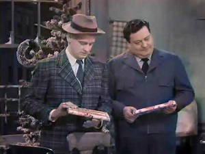 The Honeymooners -Full Episode in Semi-Color Ep 13 "Twas the Night Before Christmas" Dec 24 1955
