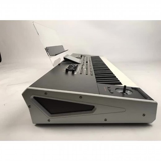 High-End Electronic Keyboard Design and Features