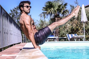 En forma en la piscina: cinco ejercicios para hacer en el agua, además de nadar