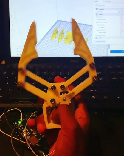 Arduino Robot Arm Gripper #Shorts