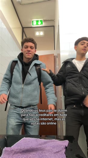 Notas online: A verdade por trás das redes sociais