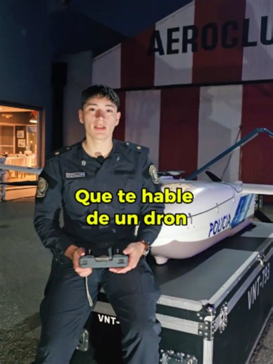 Tecnología al servicio del campo: vigilancia aérea con drones Que te hable de un dron no es ninguna novedad, pero uno de última generación pensado para recorrer grandes extensiones, permanecer durante horas en vuelo y trabajar incluso de noche te permite observar en tiempo real lo que está pasando a kilómetros de distancia. Es una herramienta más para cuidar el campo. #FBA #VigilanciaAérea #Drones #SeguridadRural #Prevención #BuenosAires #Argentina #JavierAlonso #AxelKicillof