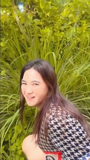 peeping on girl peeing #funny #short