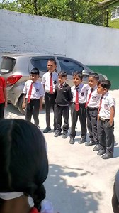 Grade 2 kids learning and interacting with teacher about different types of plants. 🥰 | Alakapuri School