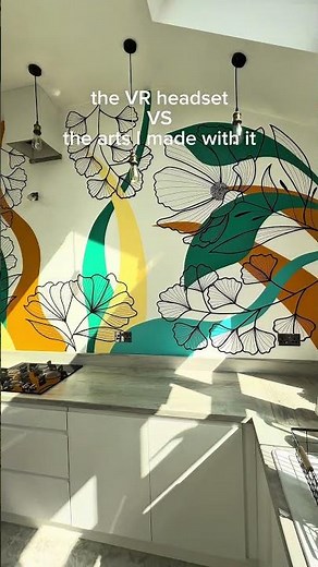 Using VR headset to sketch murals