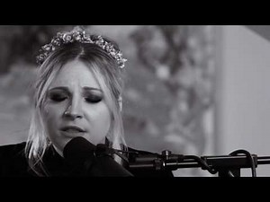 ROZES - "Matches" Live Acoustic Performance