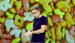 Russell Howards Good News S10 E04