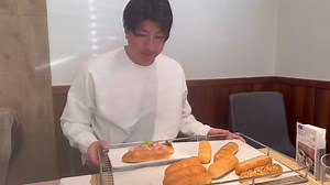 ドンクさんと話し合ってパンの生地からこだわったKAKILANDの新商品・パワフルサンド🥖✨生ハム&マスカルポーネ✨✨サラダチキン&ベーコン✨明日から販売となります！