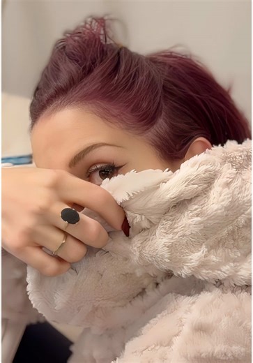 Exploring a Broken Sense of Humor in Dating