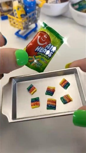 The Smallest Candy in the World — You Won’t Believe How Tiny It Is! 🍬