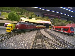 Modelleisenbahn-Führerstandsmitfahrt Modellbahn am Rothaarsteig mit Fahrt durch den Schattenbahnhof