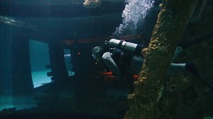 3.4M views · 8.4K shares | Nearly 30 pounds of gear. 1.3 million gallons of sea water. More than 2,000 animals. Take a look through the glass of Shark Reef Aquarium at Mandalay Bay. #BehindTheLights | Visit Las Vegas | Facebook
