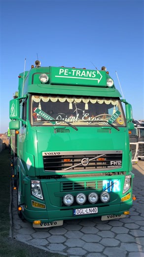 Old school firmy pe trans @truck_spotter_Arko_PE-Trans #oporowocałodobowo😎❤️ #koguty🚨 #opolskieteam #petrans #volvo