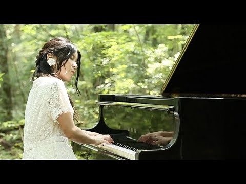 【Music Video】透明な時間 - 森の中でピアノ演奏 - 桃瀬茉莉 心を癒すヒーリング ジャズ ピアノ/美しい音楽